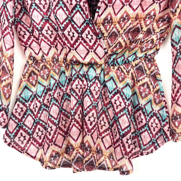 No Boundaries Geometric print peasant Blouse Womens SZ L Flared Sleeves Bohochic - Picture 12 of 12